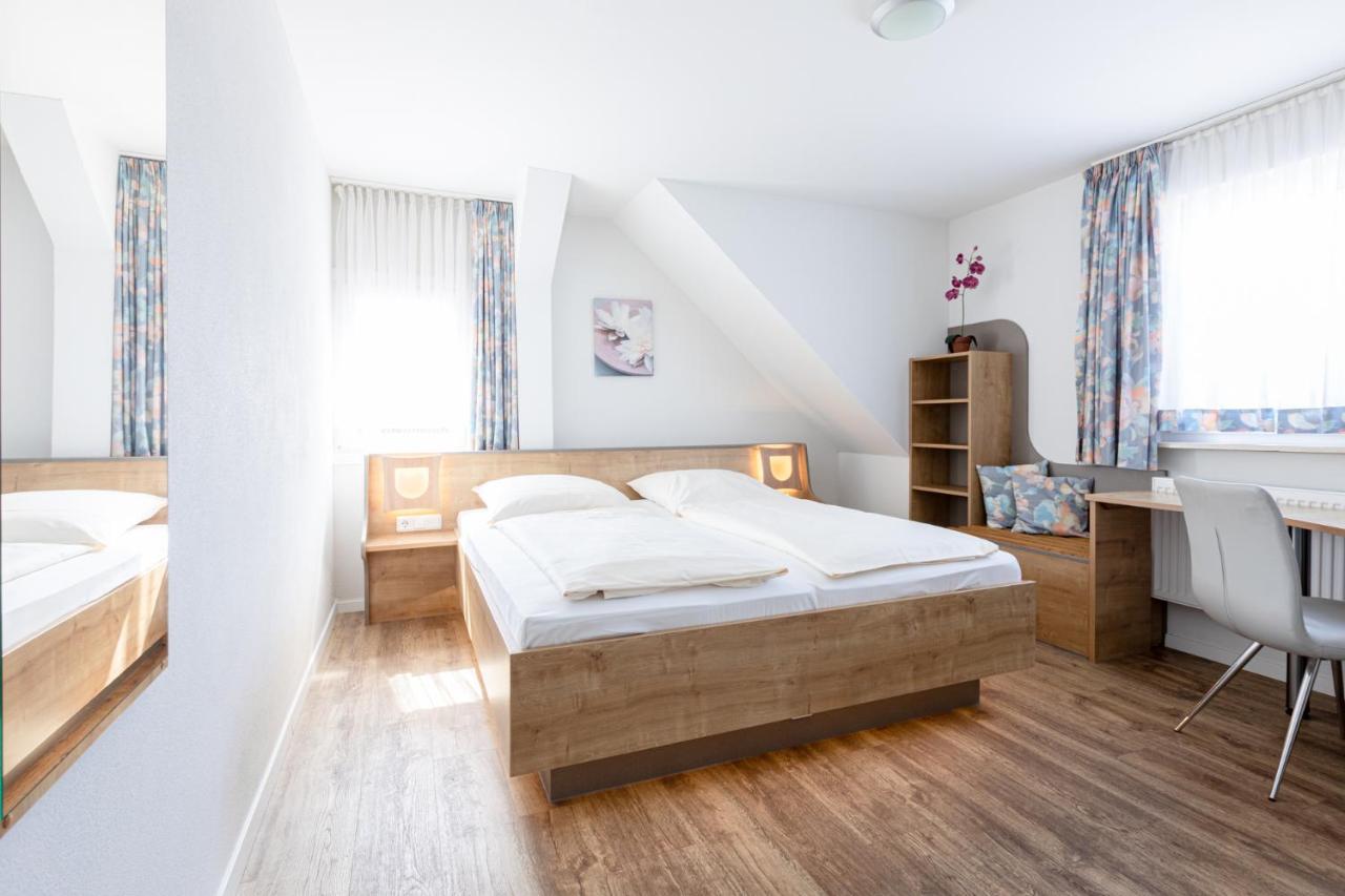Hotel Eydt Kirchheim Kirchheim  Buitenkant foto